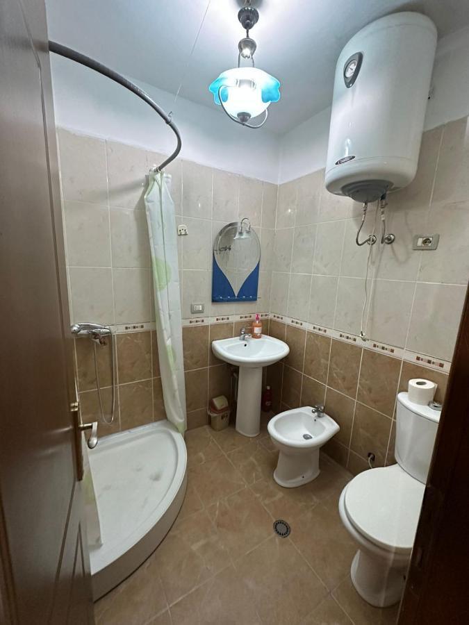 Cozy Apartment In The City Center Shkodër Exteriör bild