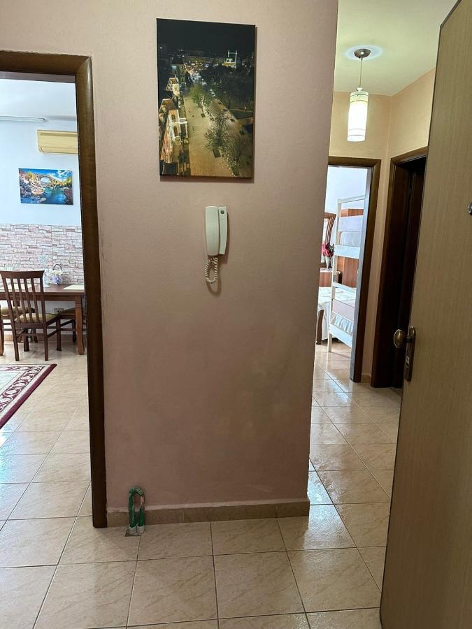 Cozy Apartment In The City Center Shkodër Exteriör bild